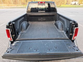 Dodge RAM 1500 Laramie 5.7 V8 295kW