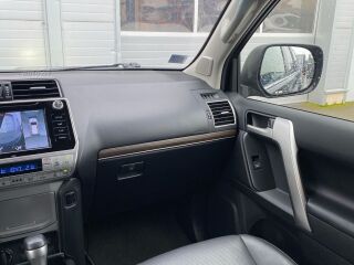 Toyota Land Cruiser Executive Technology Plus 2.8 130kW