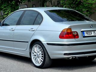 BMW 325 2.5 R6 M54B25 141kW