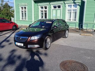 Opel Insignia Sports Tourer Turbo SW 4x4 2.0 184kW