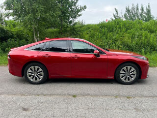 Toyota Mirai Executive 134кВ