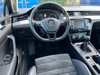 Volkswagen Passat Highline 1.6 TDi 88кВ