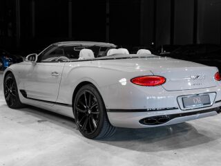 Bentley Continental GT 4.0 404kW
