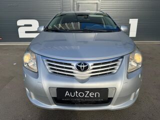 Toyota Avensis Linea Sol Style 2.0 112kW