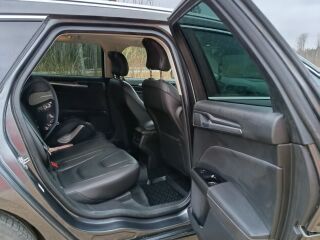 Ford Mondeo Titanium Powershift 2.0 132кВ
