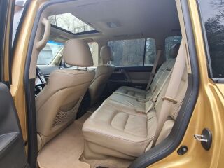 Toyota Land Cruiser 4.5 V8 BiTurbo 195kW