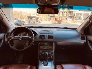 Volvo XC90 Facelift Summum AWD 2.4 D5 136kW