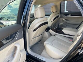 Audi A8 Quattro 4.2 V8 TDI 283kW