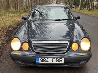 Mercedes-Benz E 200 2.1 85kW