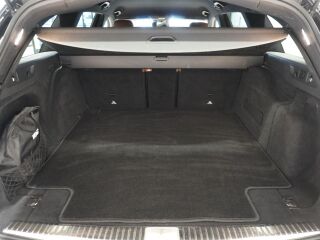 Mercedes-Benz E 220 2.0 143kW
