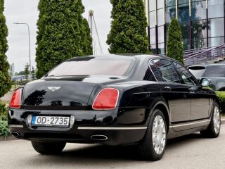 Bentley Continental Flying Spur 6.0 W12 412kW