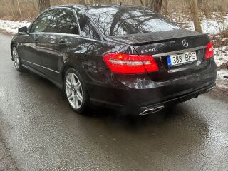 Mercedes-Benz E 500 AMG 5.5 V8 285kW
