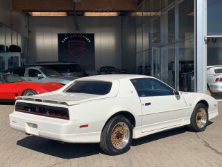 Pontiac Firebird Trans Am GTA Notchback 5.7 V8 TPI 225hp