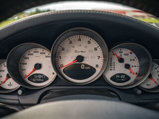 Porsche 911 3.6 353кВ