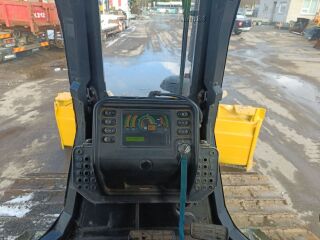 Komatsu D51PX-22 99kW