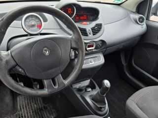 Renault Twingo Sport RS 1.6 R4 16V 98кВ