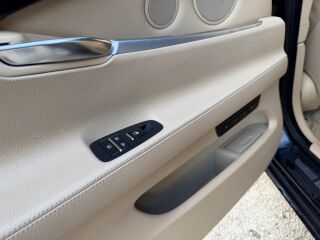 BMW 550 Gran Turismo 4.4 V8 300kW