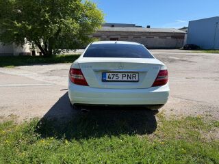 Mercedes-Benz C 220 2.1 125kW