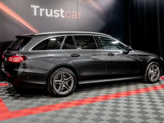 Mercedes-Benz E 300 AMG 4-MATIC 2.0 143kW