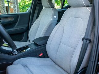 Volvo XC40 DARK P6 Intelli Wntr PRO Recharge 170кВ