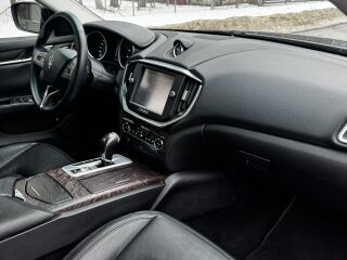 Maserati Ghibli SQ4 3.0 V6 302кВ