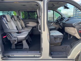 Ford Tourneo Custom L2H1 Titanium 2.2 Tdci 114kW