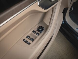 Volkswagen Touareg Highline 4Motion 4.0 V8 310кВ