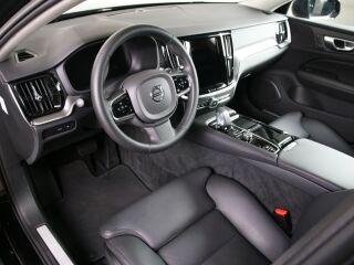 Volvo V60 AWD PLUS DARK RECHARGE LONG RANGE 2.0 T8 Twin Engine Plug-In-Hybrid 335kW