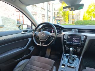 Volkswagen Passat Highline Executive MY2017 1.8 TSI 132kW
