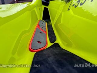 Sea-Doo RXT-X 300 RS 80 tundi 1.6 ROTAX 220kW