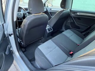 Volkswagen Golf 1.2 77kW
