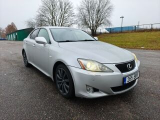 Lexus IS 250 2.5 153kW