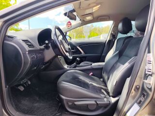Toyota Avensis 2.0 114kW