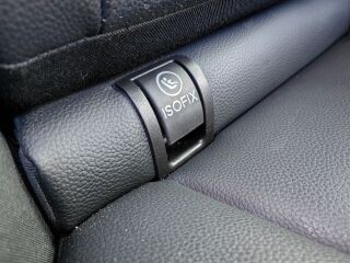 Mercedes-Benz E 350 3.0 V6 cdi 195kW