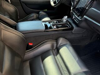Volvo S90 R-Design Plus AWD 2.0 T8 235кВ