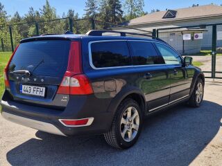 Volvo XC70 Summum AWD 2.4 D5 136kW