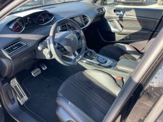 Peugeot 308 GT 1.2 96kW