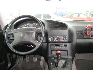 BMW 318 IS 1.8 103kW