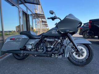 Harley-Davidson Road Glide V-Twin Milwaukee-Eight