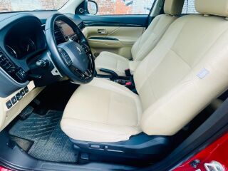 Mitsubishi Outlander 2.0 CVT 7k 4WD 110kW