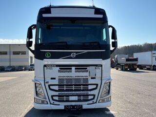 Volvo FH 460 4x2 EURO6 + TWIN BED + DOUBLE TANK 345kW
