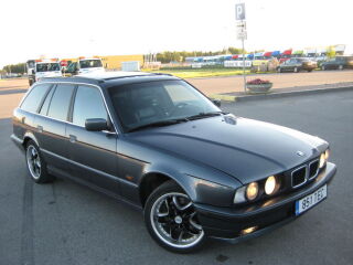 BMW 525 Touring 2.5 R6 141kW