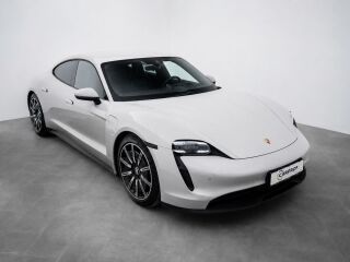 Porsche Taycan 4S