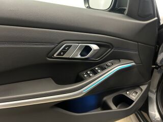 BMW 330 e Touring M-Pakett 2.0 215кВ