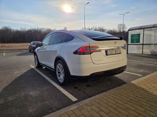 Tesla Model X 75D 158kW