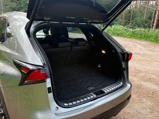 Lexus NX 300h F-Sport / Hybrid 2.5 114kW