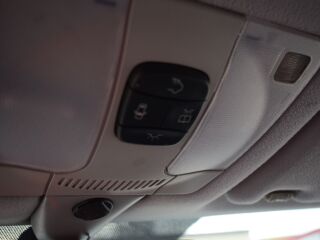 Mercedes-Benz E 220 Avangarge 2.2 R4 CDI 105kW