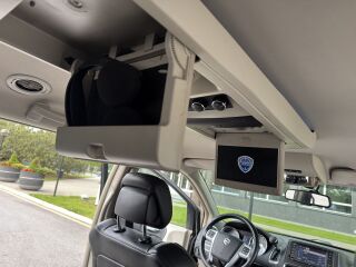 Lancia Voyager Platinum 2.8 120кВ