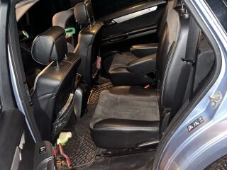 Mercedes-Benz R 320 3.0 V6 TDI 165kW