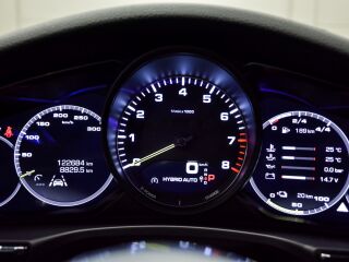Porsche Panamera 4 Sport Turismo e-hybrid 10th Anniversary 2.9 V6 340kW